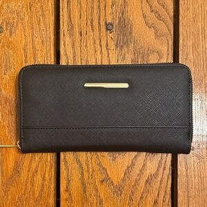 Black Women's Zip Around Wallet